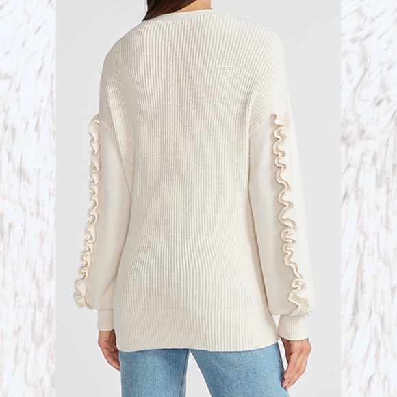 🌸Express Cream Ribbed Ruffle Sleeve V-Neck Sweater - Picture 3 of 7